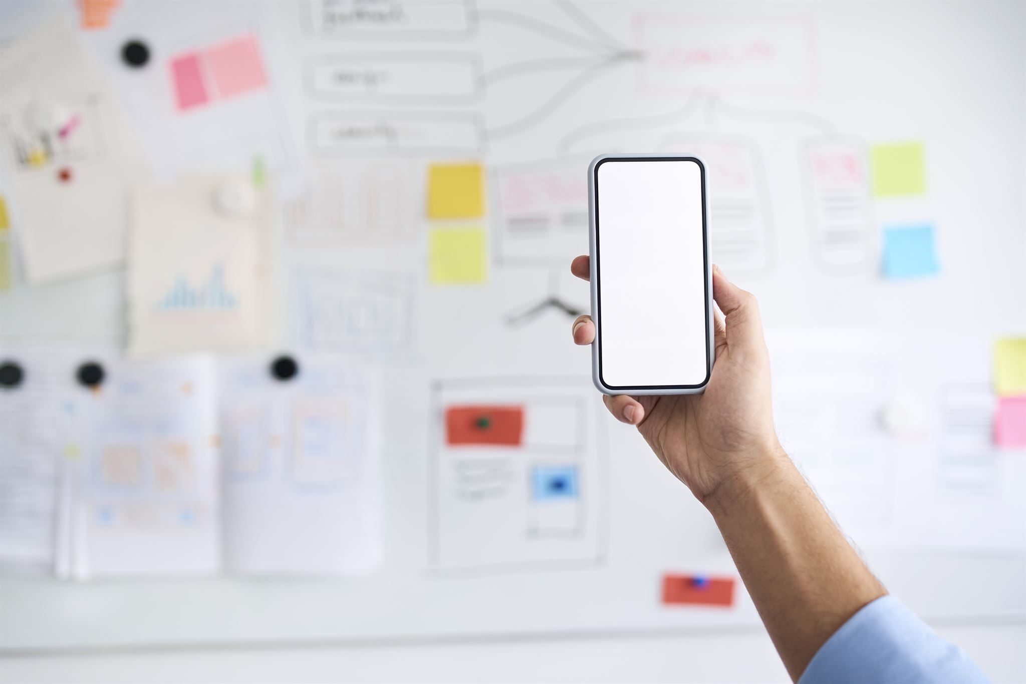 Üres-telefont-néző-személy